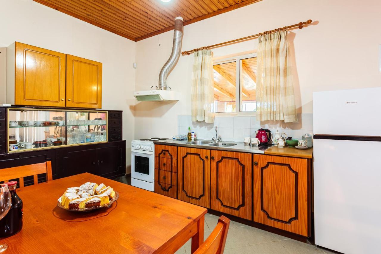 Makarounis Athanasios Traditional Apartments Petalidi Exterior photo